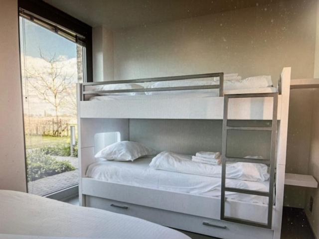Schravenhoek Met Indoorzwembad En Sauna フールネ エクステリア 写真